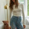 Backless knit top