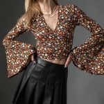 faux leather pleated mini skirt