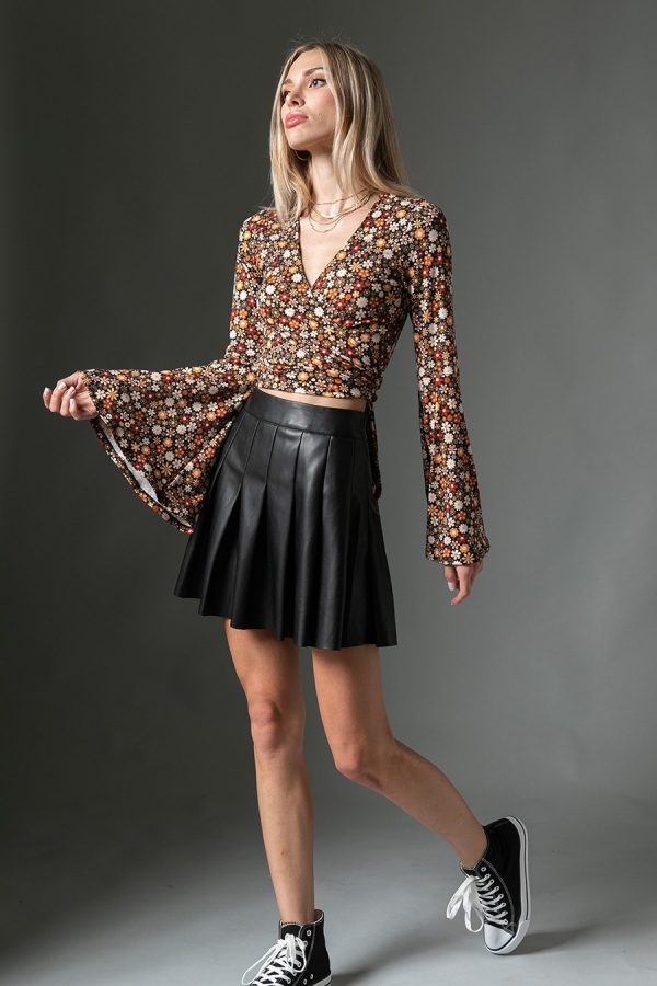 faux leather pleated mini skirt